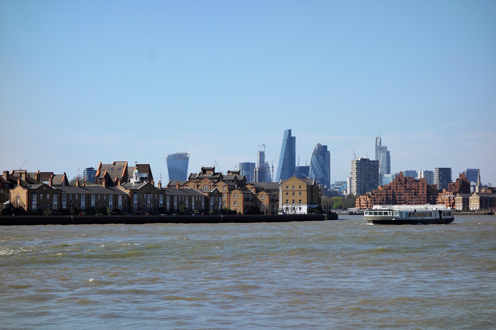 London Docklands 2.jpg
